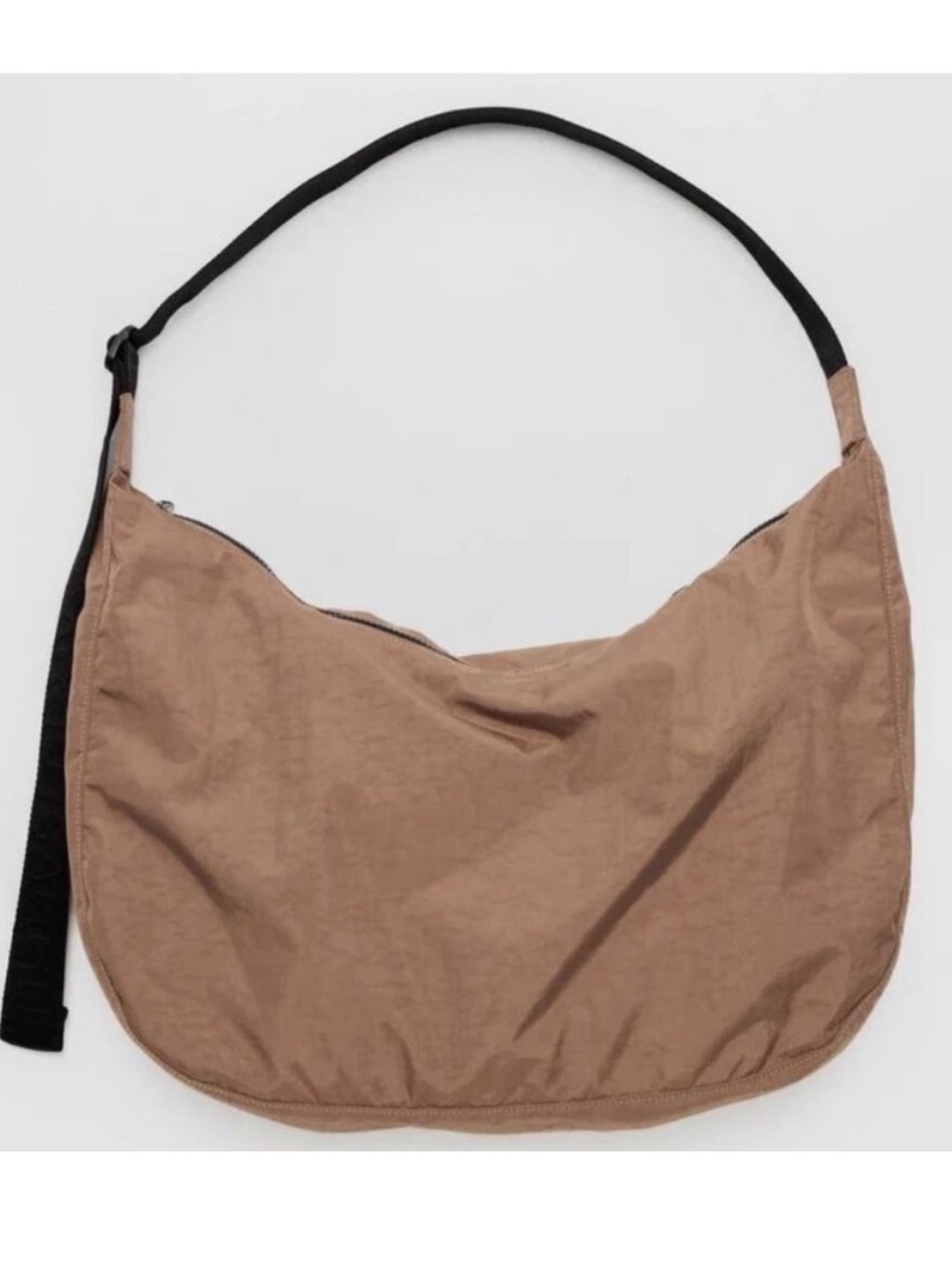 NWT BAGGU Large Crescent Bag - Cocoa